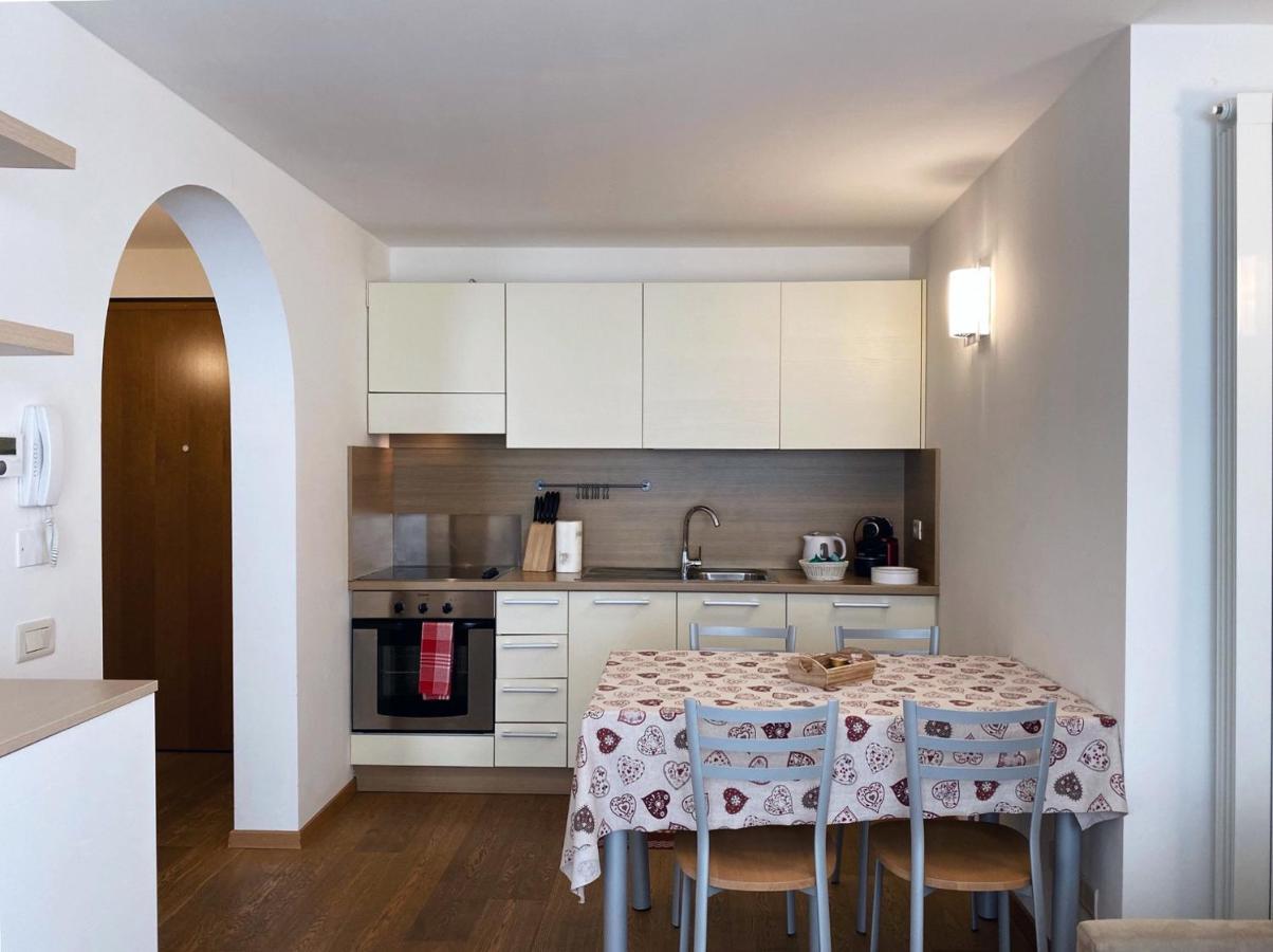 Apartament Bilocale Enjoy Temù Zewnętrze zdjęcie